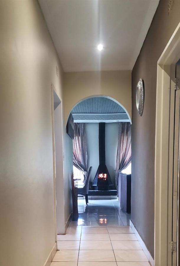 Angelmalatji Guesthouse Graskop Bagian luar foto