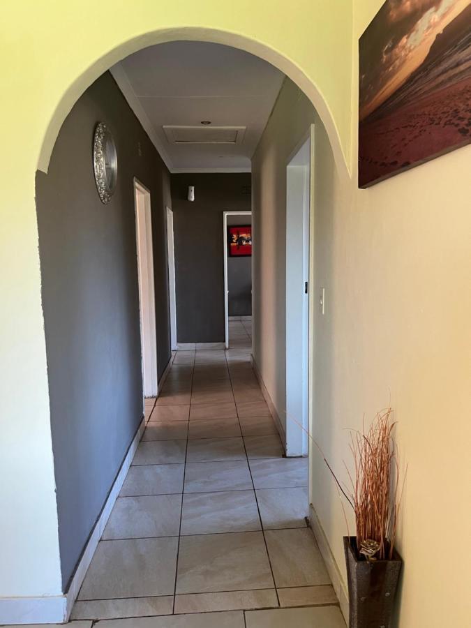 Angelmalatji Guesthouse Graskop Bagian luar foto